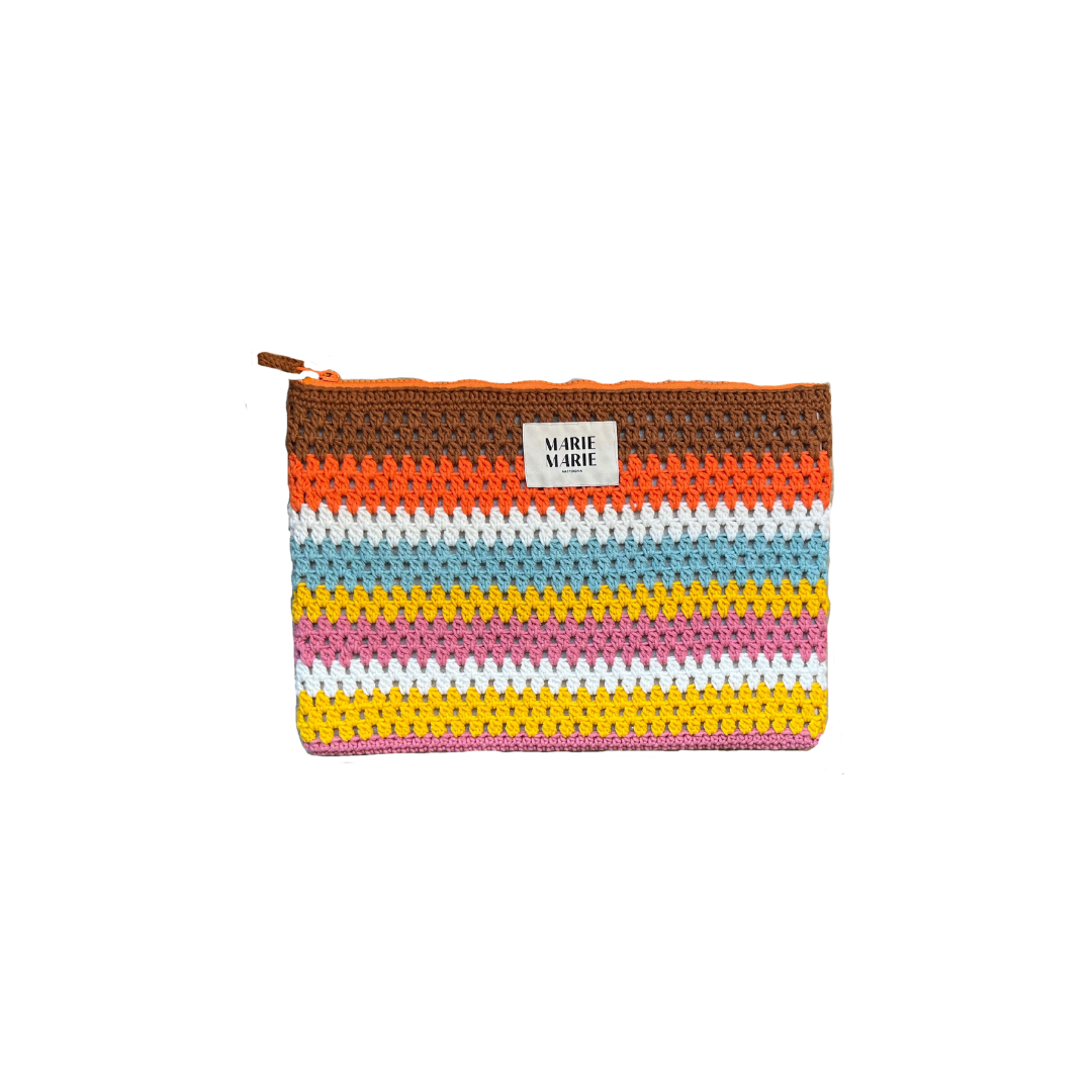 Moi crochet laptop cover - MARIE MARIE Amsterdam