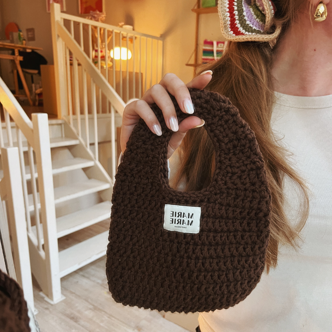 Circle bag chocolate - MARIE MARIE Amsterdam