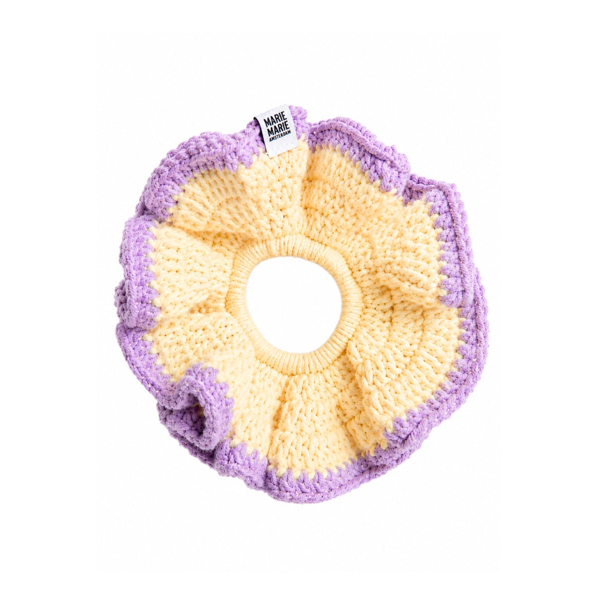 Vanilla Scrunchie Julia Koopman x MM — front view handmade crochet hair tie | MARIE MARIE Amsterdam