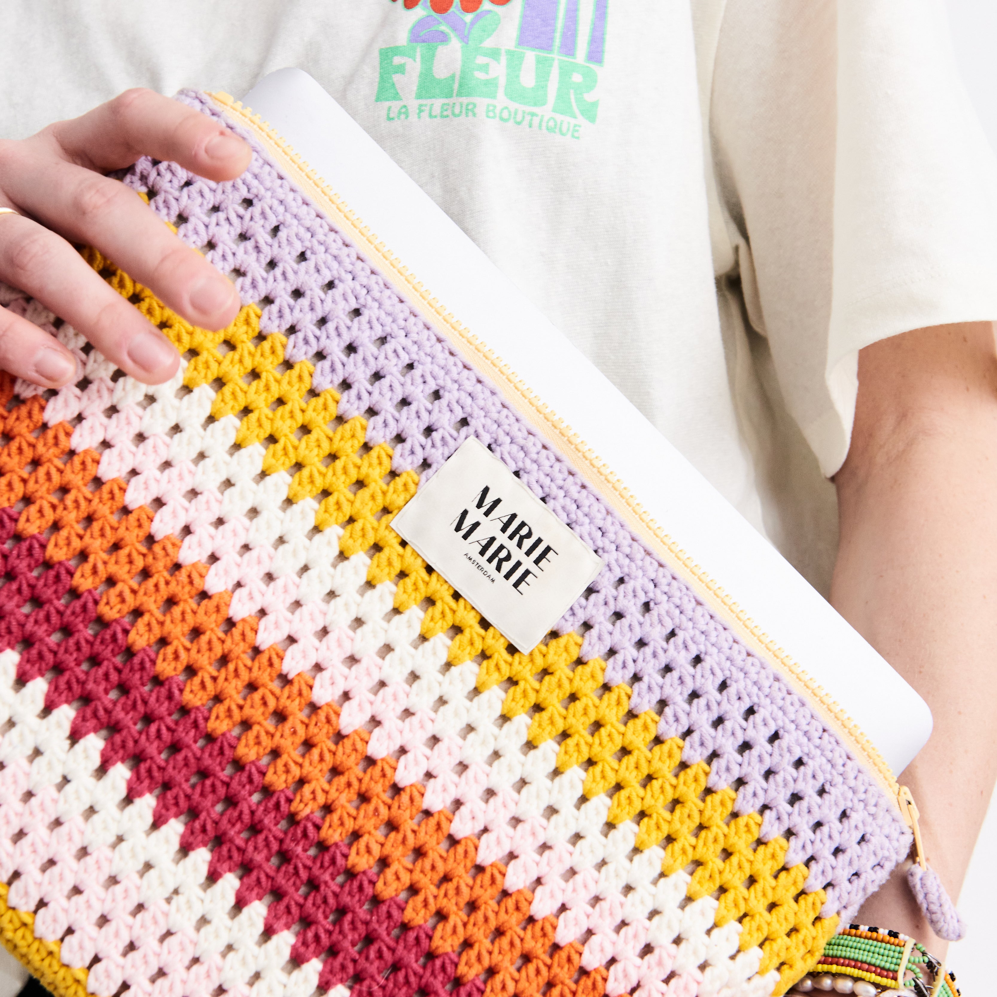 Mel crochet laptop cover - MARIE MARIE Amsterdam