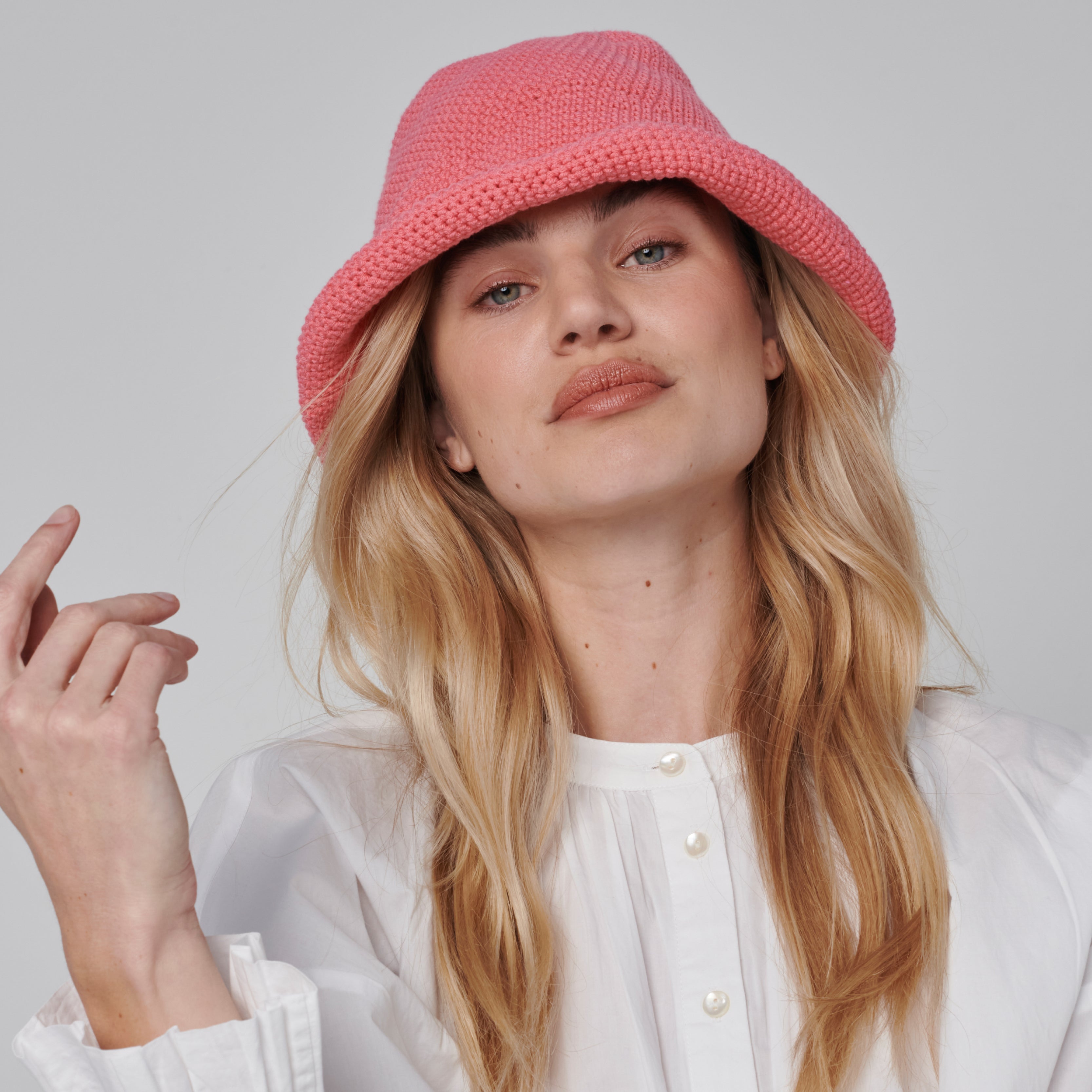 Crochet bucket hat - MARIE MARIE Amsterdam